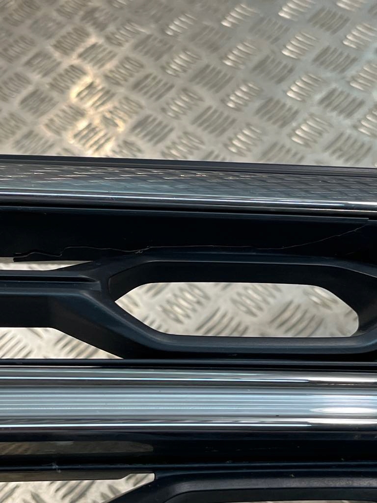 VW T-Roc A1 Kühlergrill FRONTGRILL Kühlergitter 2GA853651J0 - Thumbnail 5