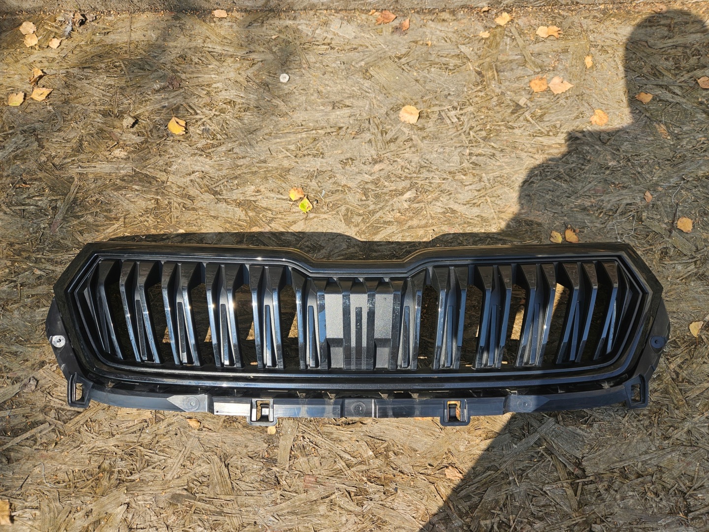 Skoda Karoq 57A Kühlergrill FRONTGRILL Kühlergitter 57A853653G - Thumbnail 1