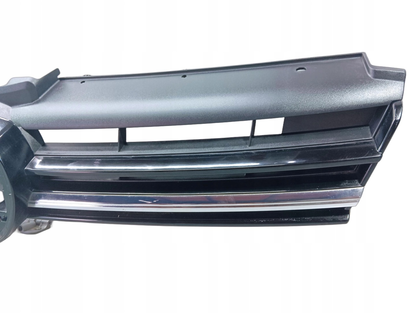 VW Golf V Kühlergrill FRONTGRILL Kühlergitter 5G0853653QV - Thumbnail 2