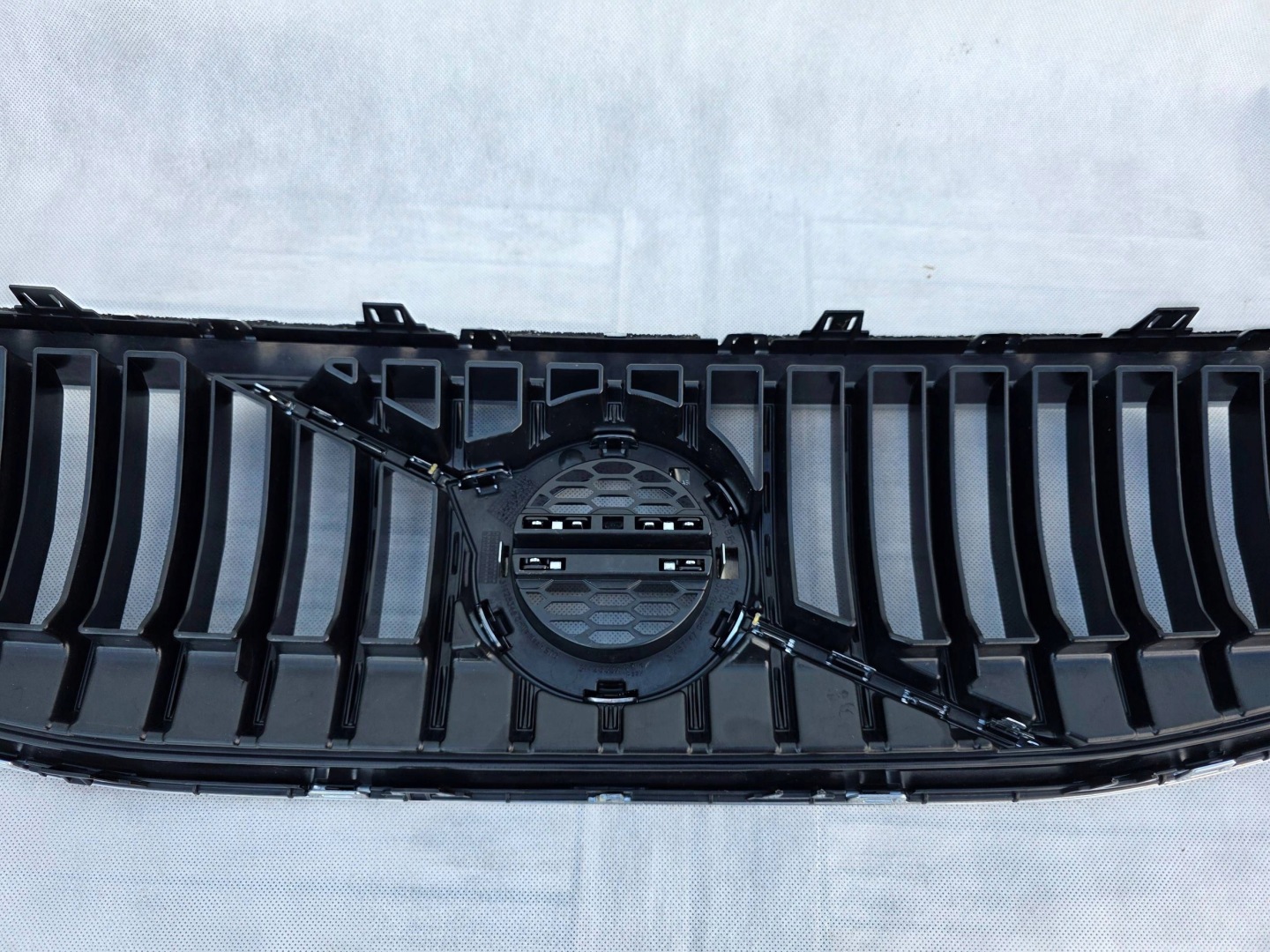 Volvo S40/S50/V40/V50 V40 Kühlergrill FRONTGRILL Kühlergitter 31425348 - Thumbnail 10