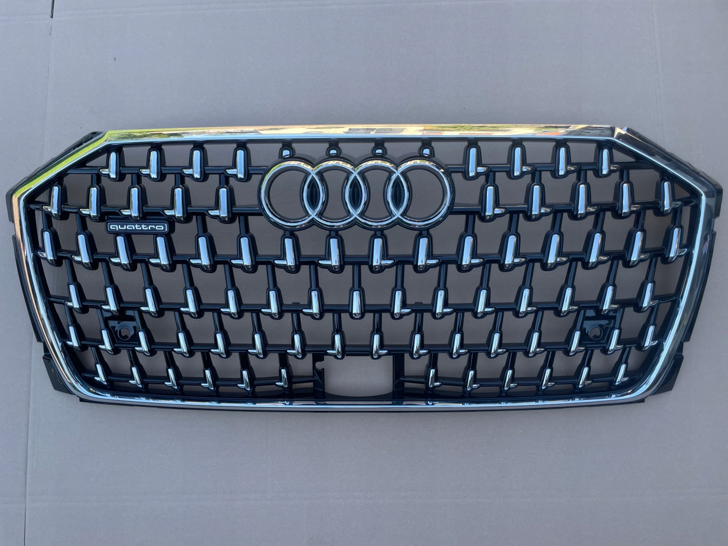 Audi A8 Kühlergrill FRONTGRILL Kühlergitter 4N0853651 - Thumbnail 1
