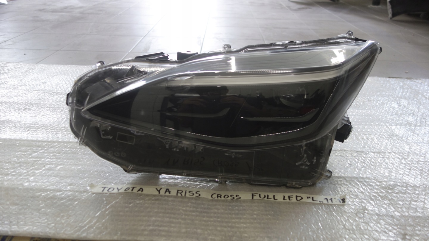 Frontscheinwerfer Toyota Yaris Cross XPB1F LED Links Scheinwerfer Headlight - Thumbnail 1