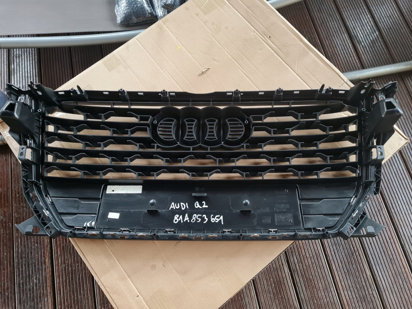 Audi Q2 Kühlergrill FRONTGRILL Kühlergitter 81A853651 - Thumbnail 7