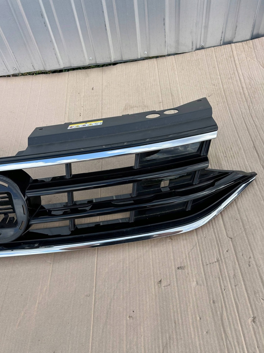 VW Tiguan Kühlergrill FRONTGRILL Kühlergitter 5NA853653N - Thumbnail 4