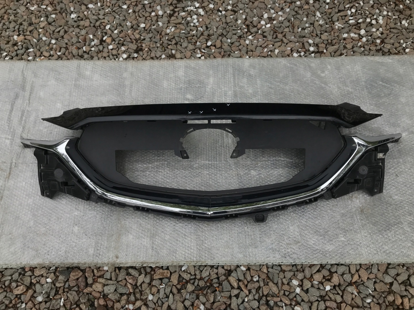 Mazda CX-5 KF Kühlergrill FRONTGRILL Kühlergitter - Thumbnail 1