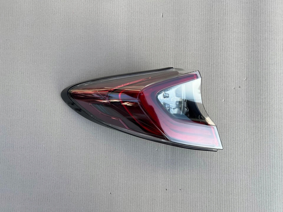 Toyota C-HR X20 Rückleuchte 81560F4031 Rearlamp - Thumbnail 1