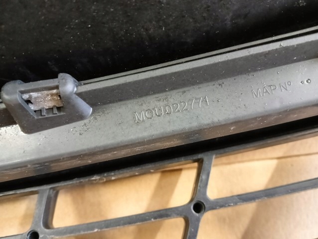 Renault Trafic L Kühlergrill FRONTGRILL Kühlergitter 283ATRAPAG - Thumbnail 8