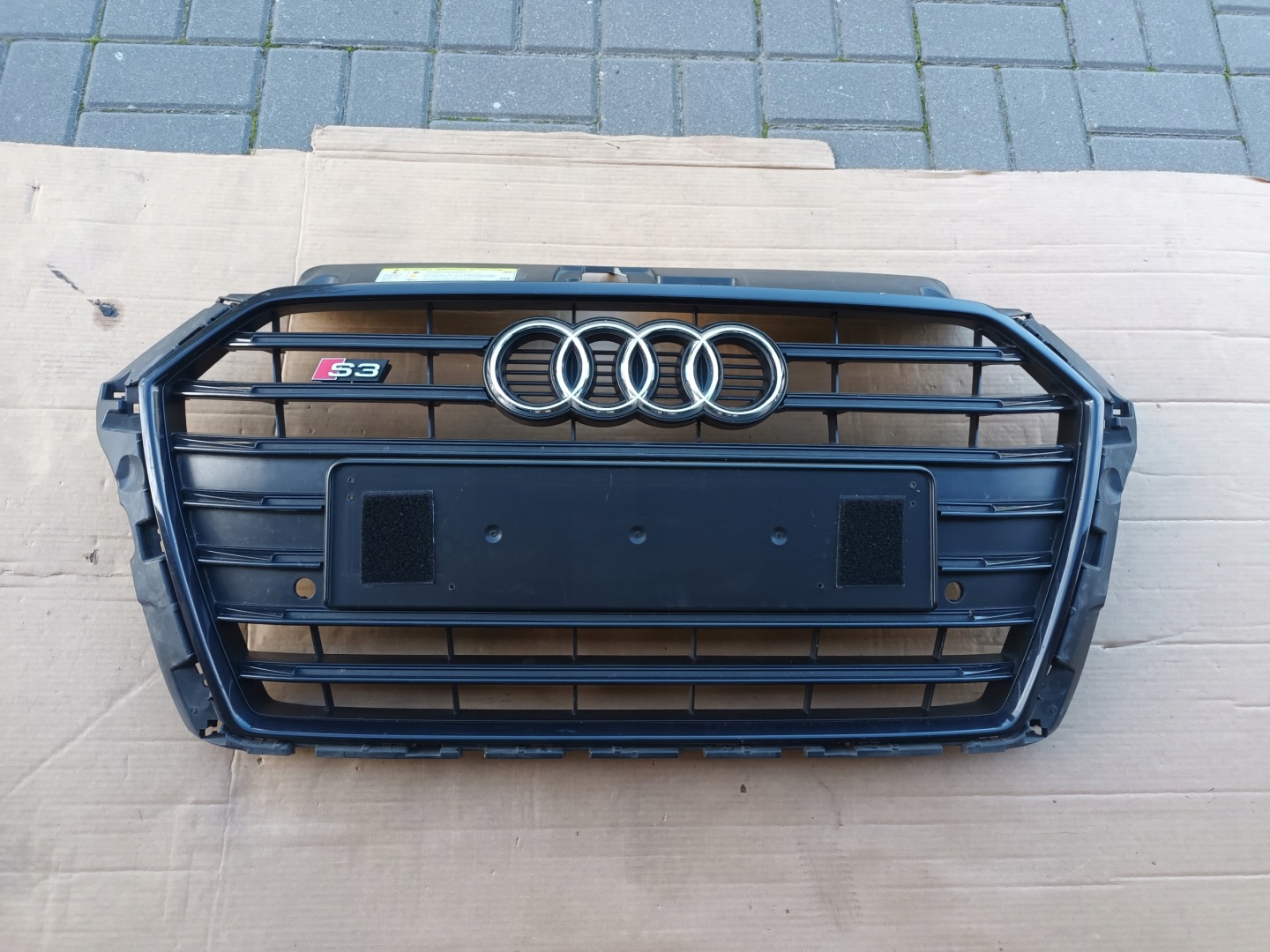 Audi A3 8V Kühlergrill FRONTGRILL Kühlergitter 8V3853651AC - Thumbnail 1