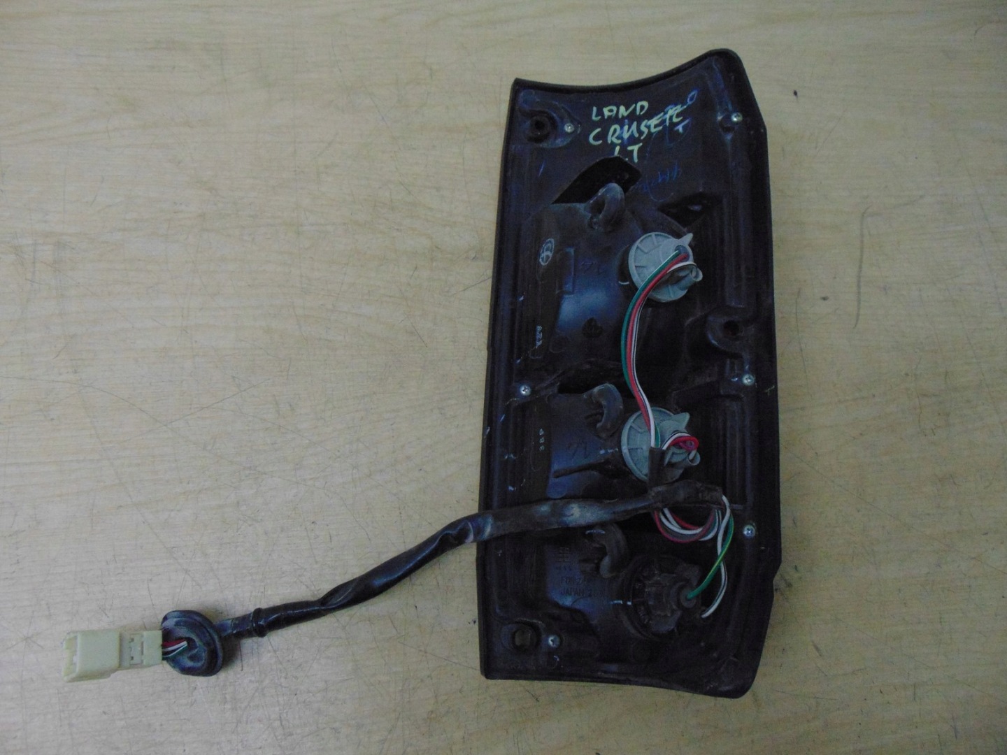 Toyota Land Cruiser J7/J9/J12/J15/J25 J7 Rückleuchte Rearlamp - Thumbnail 7