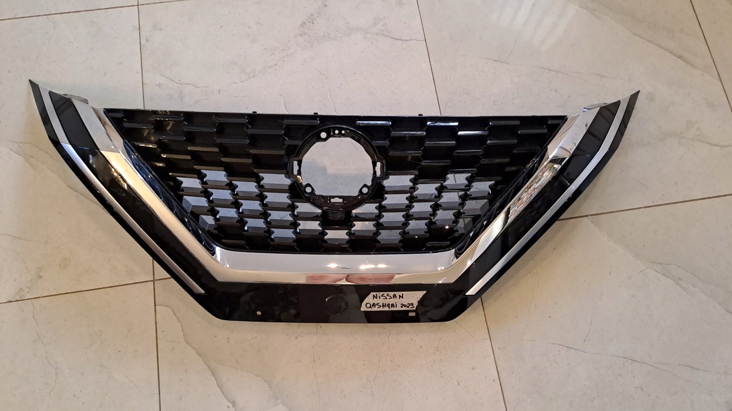 Nissan Qashqai J12 Kühlergrill FRONTGRILL Kühlergitter - Thumbnail 1