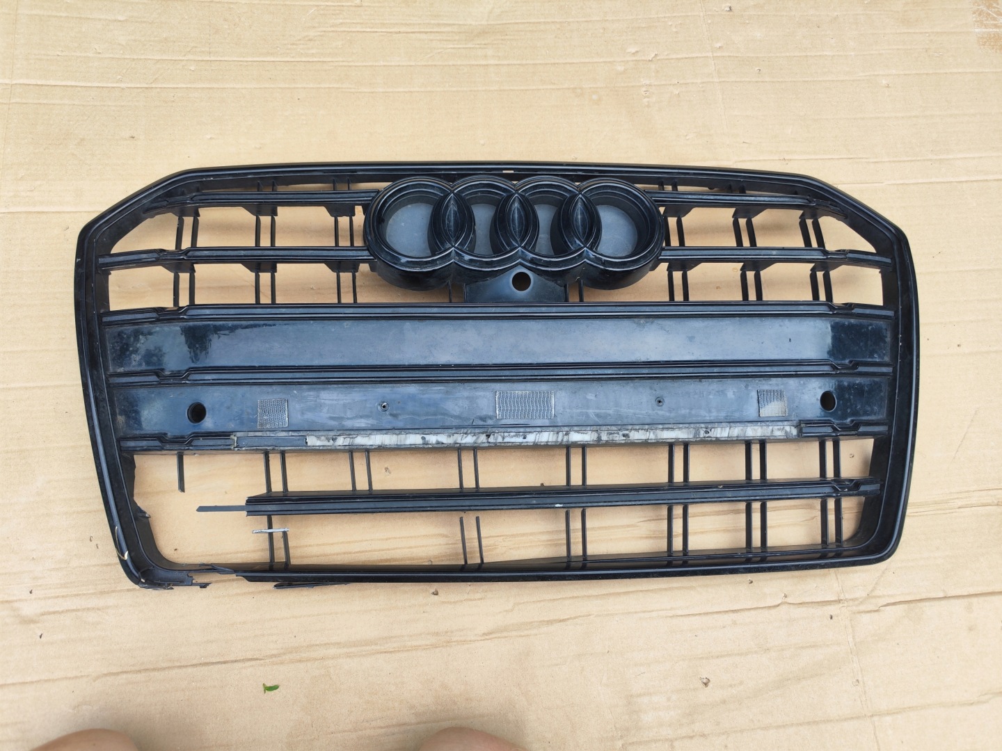Audi A6 Kühlergrill FRONTGRILL Kühlergitter 4G0853037 - Thumbnail 1