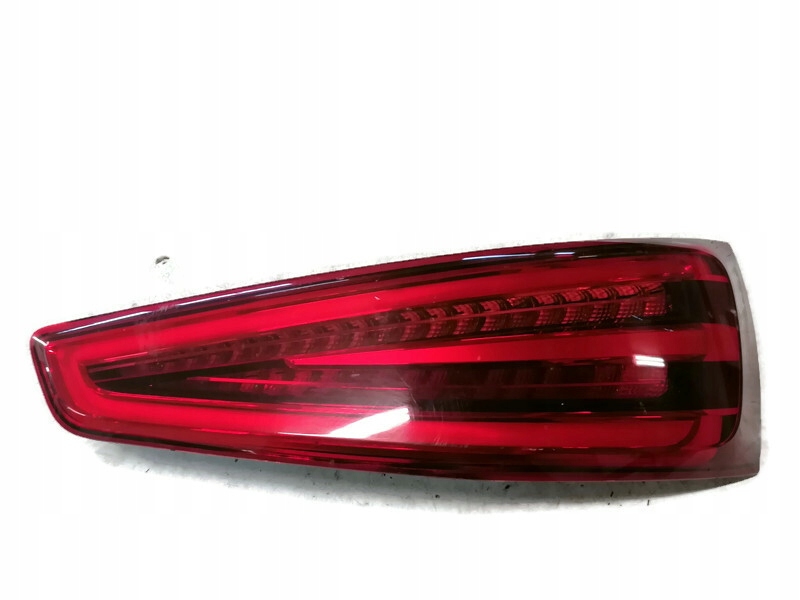 Audi Q3 Rückleuchte Rearlamp - Thumbnail 1