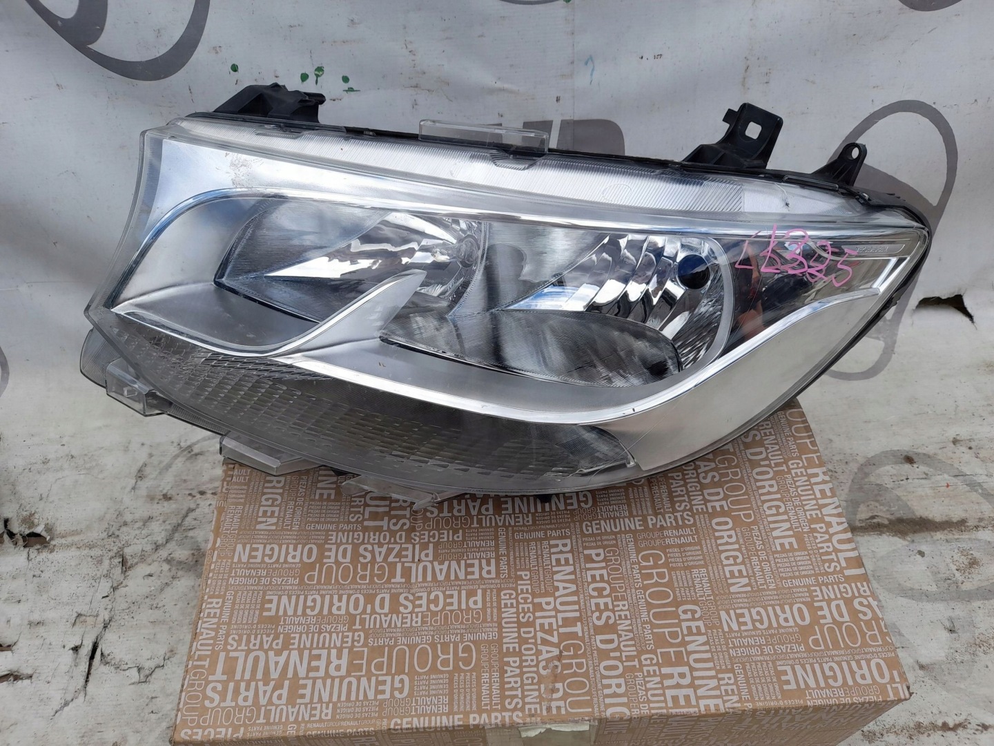 Frontscheinwerfer Mercedes-Benz Sprinter W910 A9109060000 LED Links Headlight - Thumbnail 6