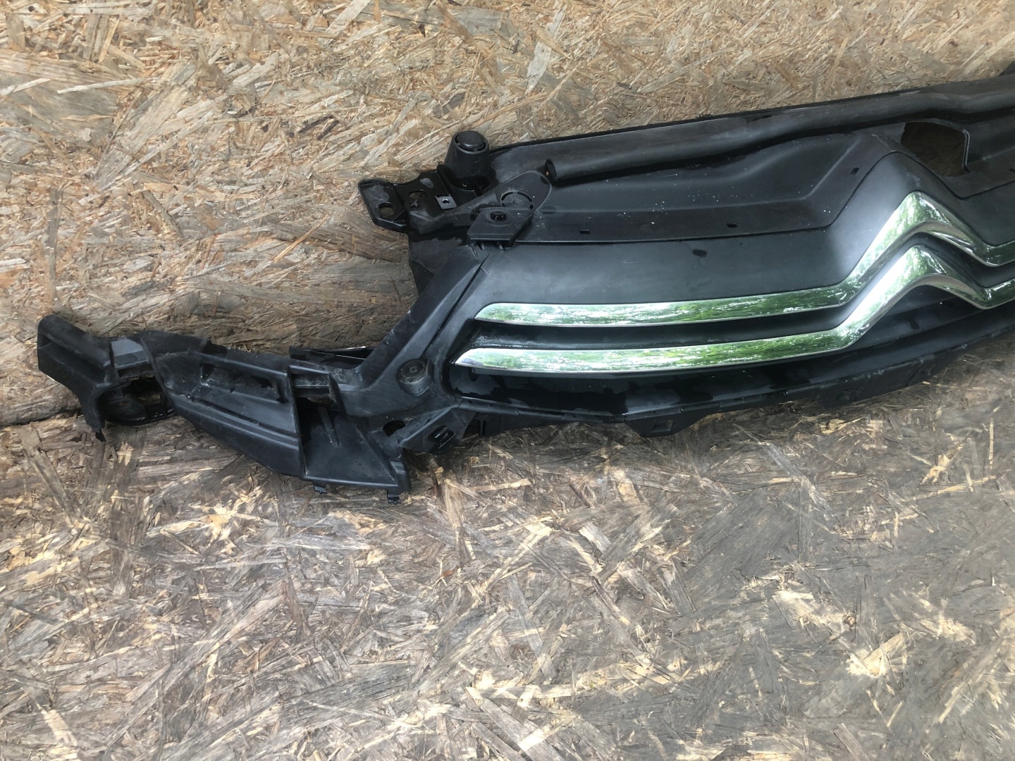 Citroen C4 Kühlergrill FRONTGRILL Kühlergitter 9865202010 - Thumbnail 3