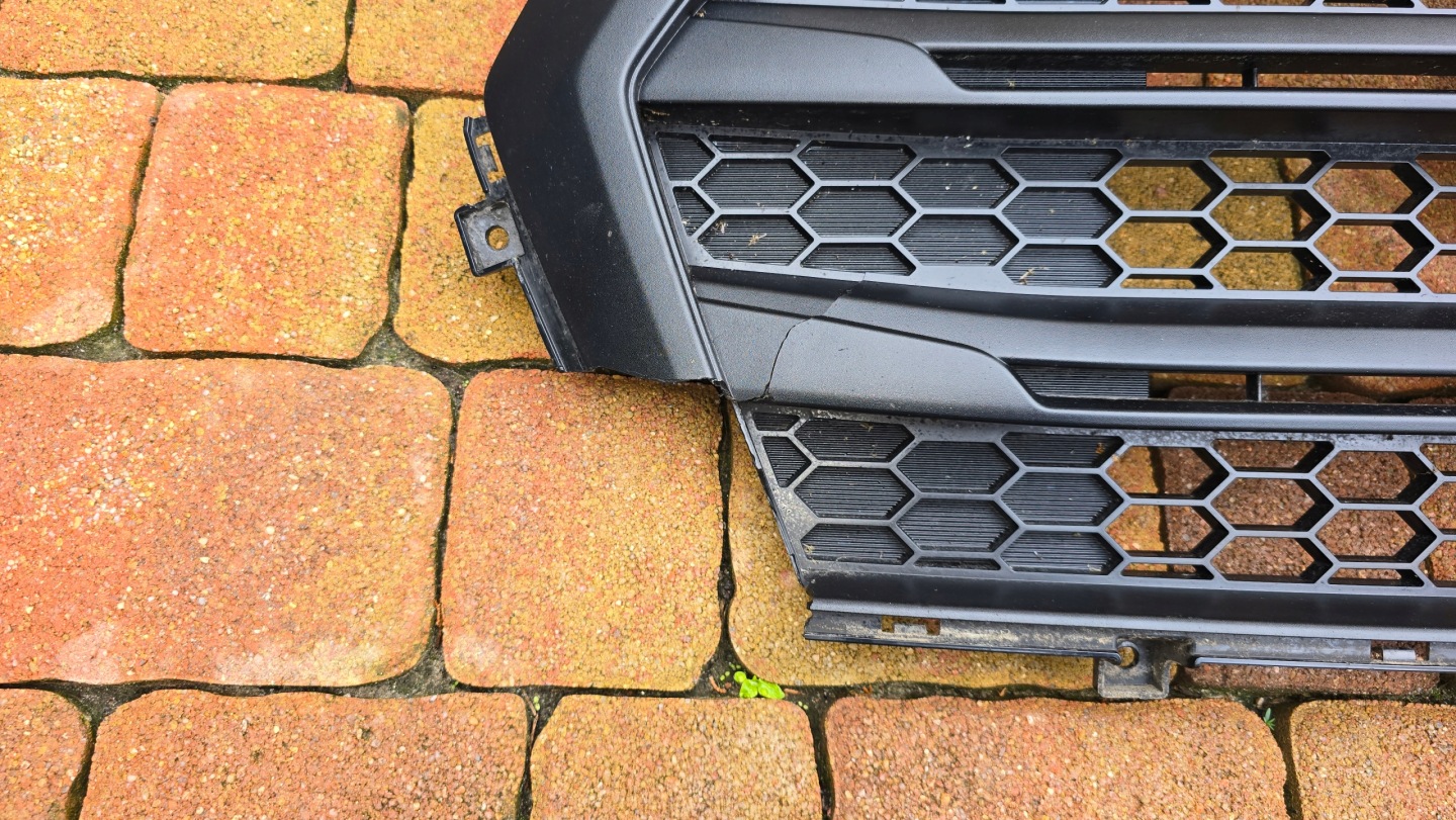 Hyundai H350 Kühlergrill FRONTGRILL Kühlergitter - Thumbnail 4