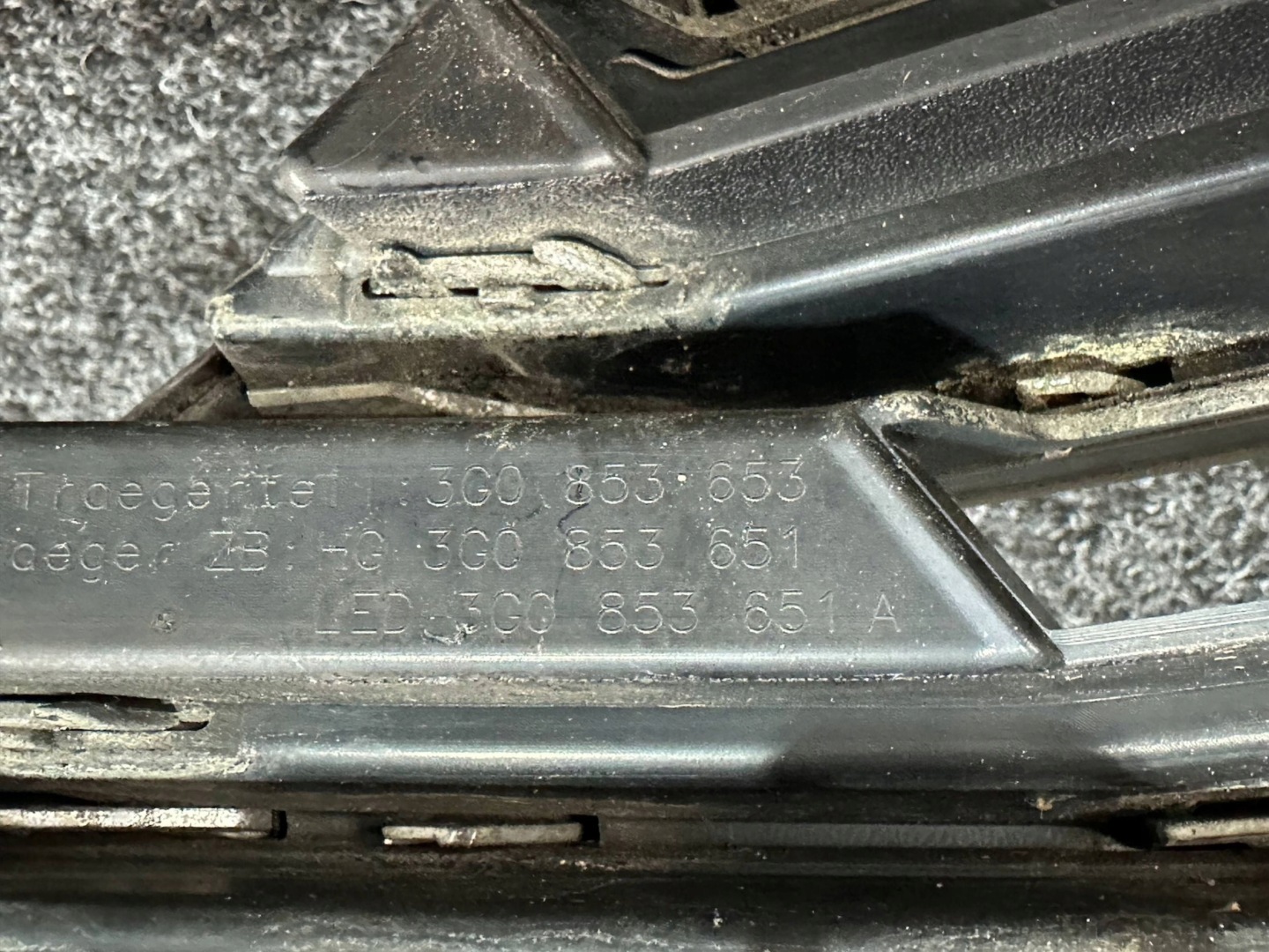 VW Passat B8 Kühlergrill FRONTGRILL Kühlergitter 3G0853653 - Thumbnail 6