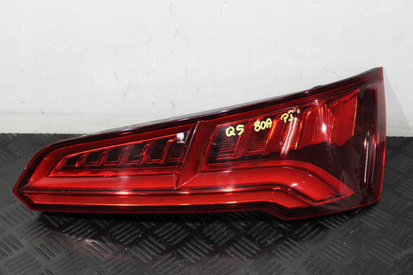 Audi Q5 Rückleuchte Rearlamp - Thumbnail 1