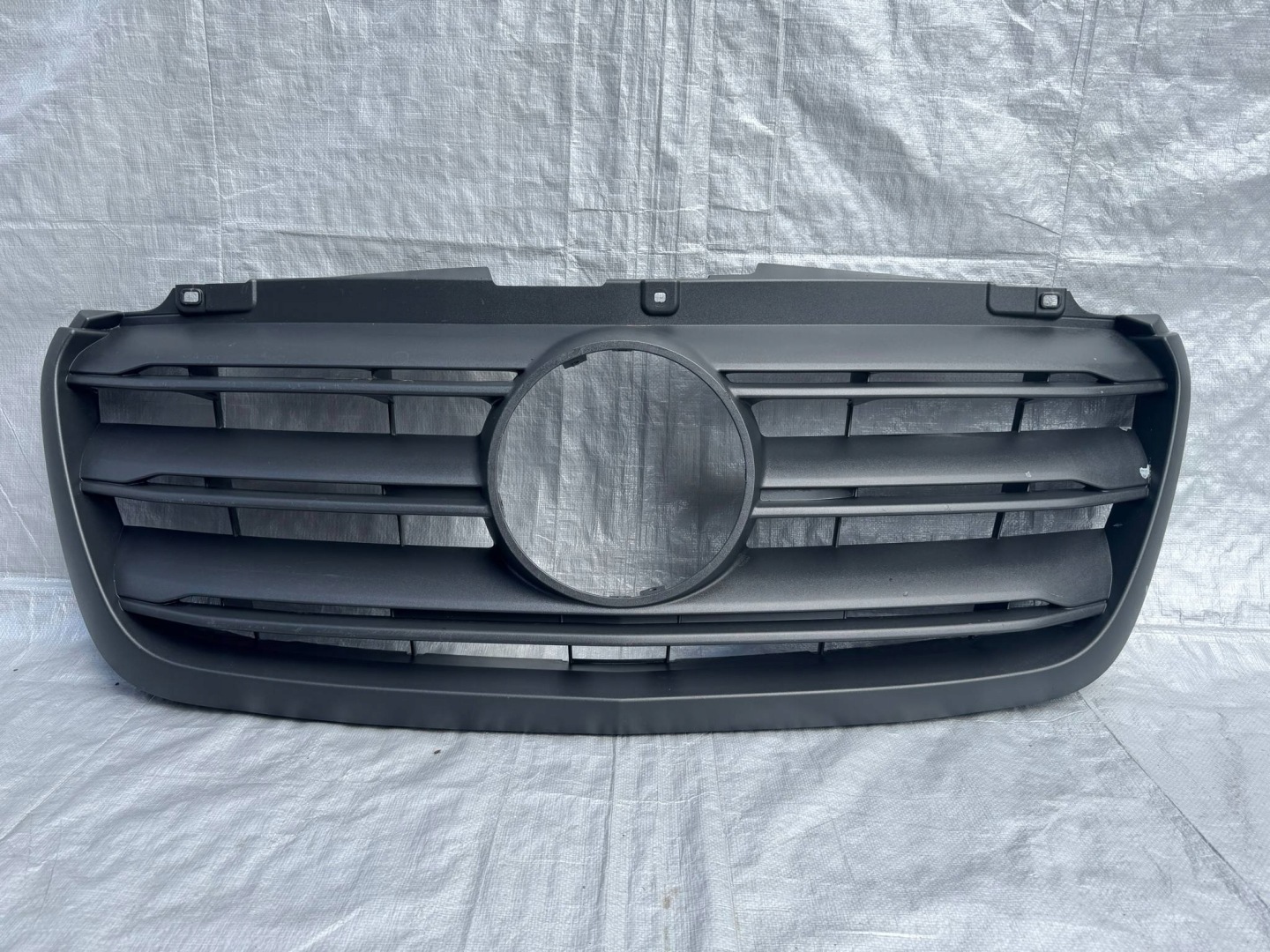 Mercedes-Benz Sprinter W910 Kühlergrill FRONTGRILL Kühlergitter A9108851101 - Thumbnail 1