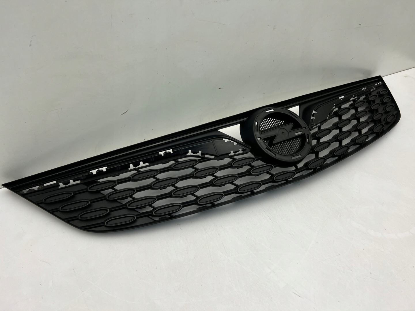 Opel Astra Kühlergrill FRONTGRILL Kühlergitter 39130501 - Thumbnail 3