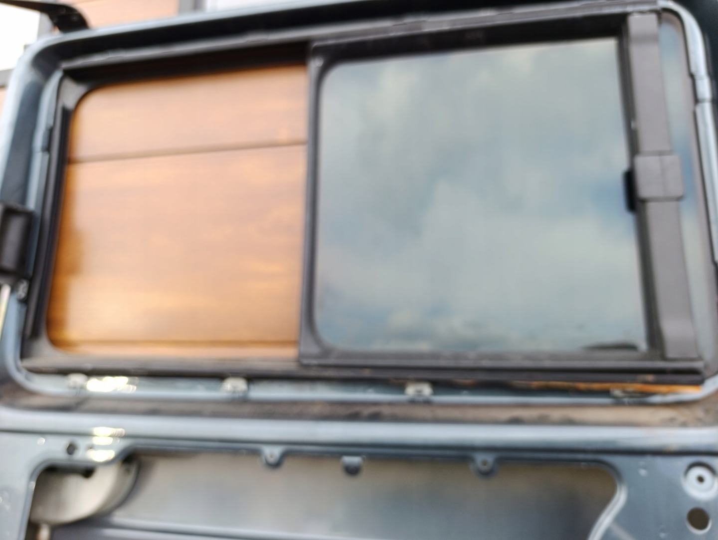 VW Transporter T5 Tür Hinten Rechts Door Porta Porte - Thumbnail 10