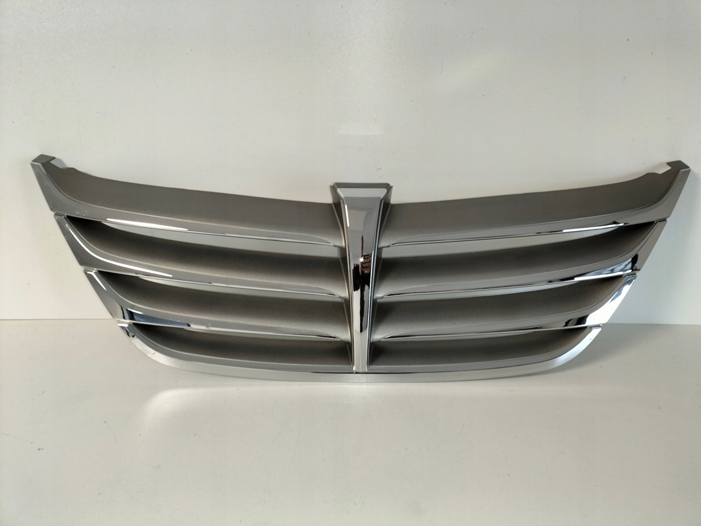Hyundai Genesis DH Kühlergrill FRONTGRILL Kühlergitter 863513M500 - Thumbnail 1