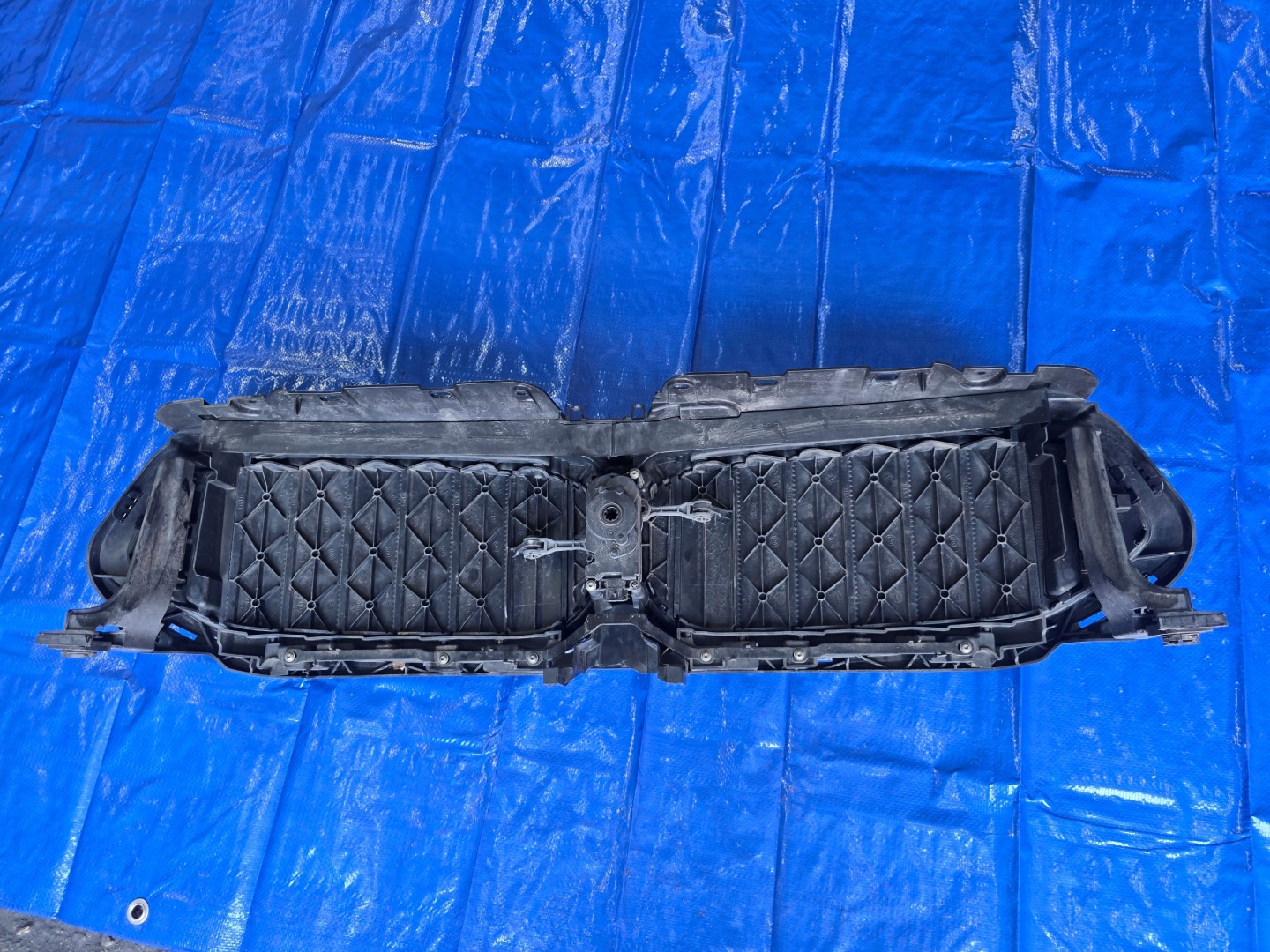 BMW 6 E64 Kühlergrill FRONTGRILL Kühlergitter 5A218F5 - Thumbnail 9