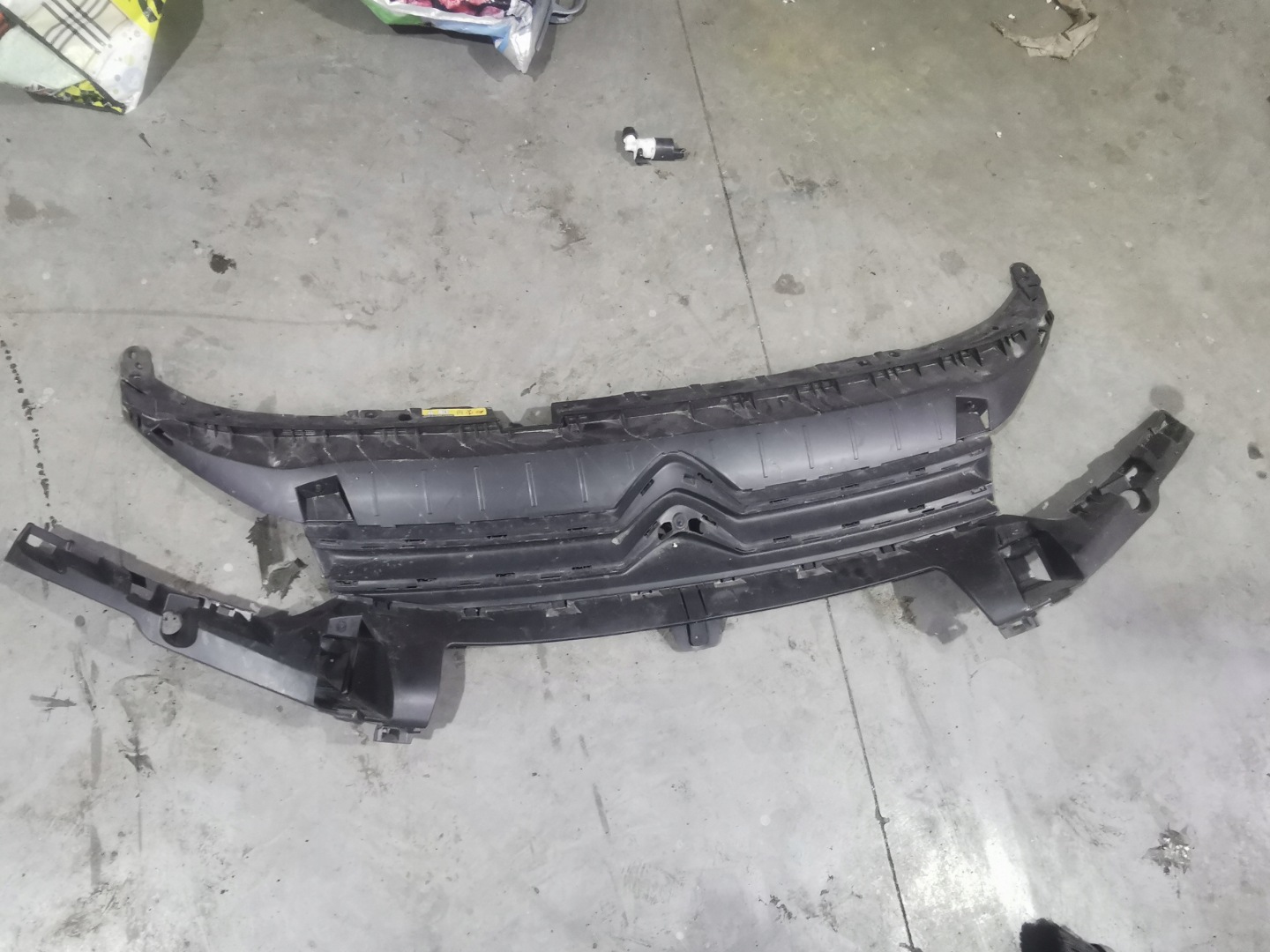 Citroen Berlingo I Kühlergrill FRONTGRILL Kühlergitter 99899495 - Thumbnail 1