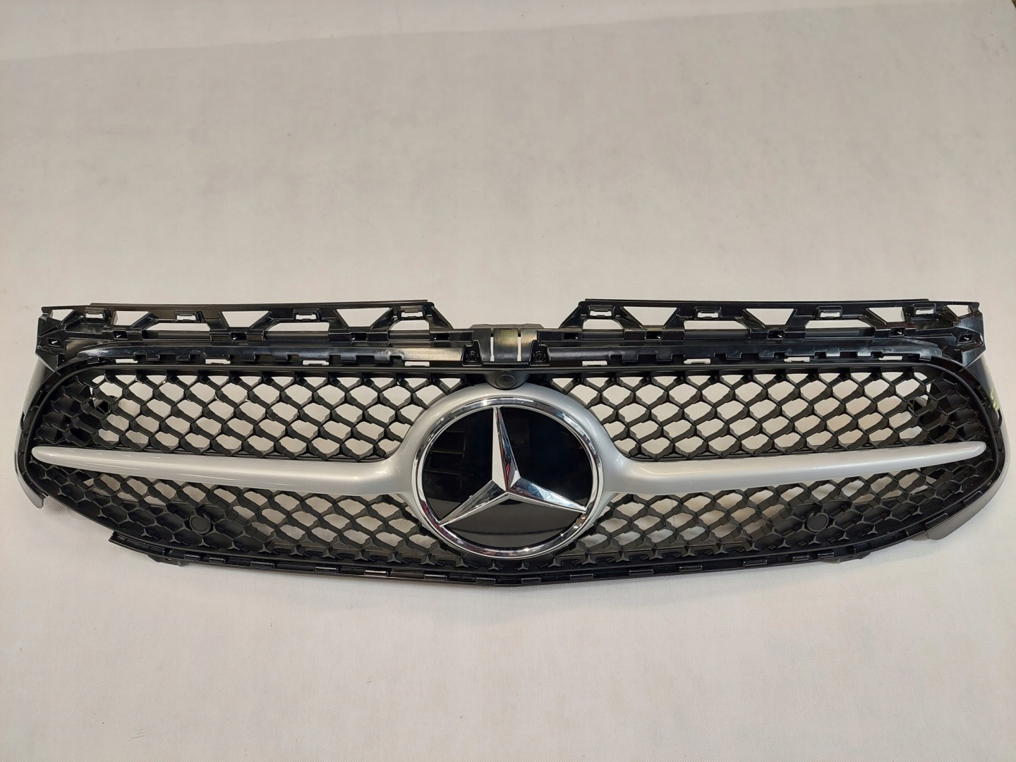 Mercedes-Benz A-Klasse W177 Kühlergrill FRONTGRILL Kühlergitter A1778888300 - Thumbnail 1