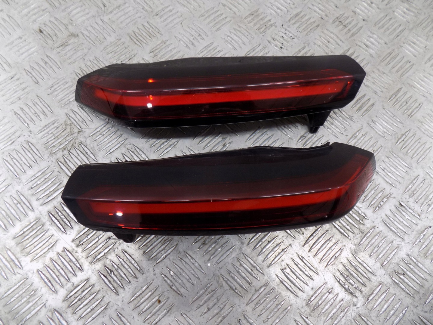 Citroen C4 Rückleuchte 9831120580 Rearlamp - Thumbnail 1