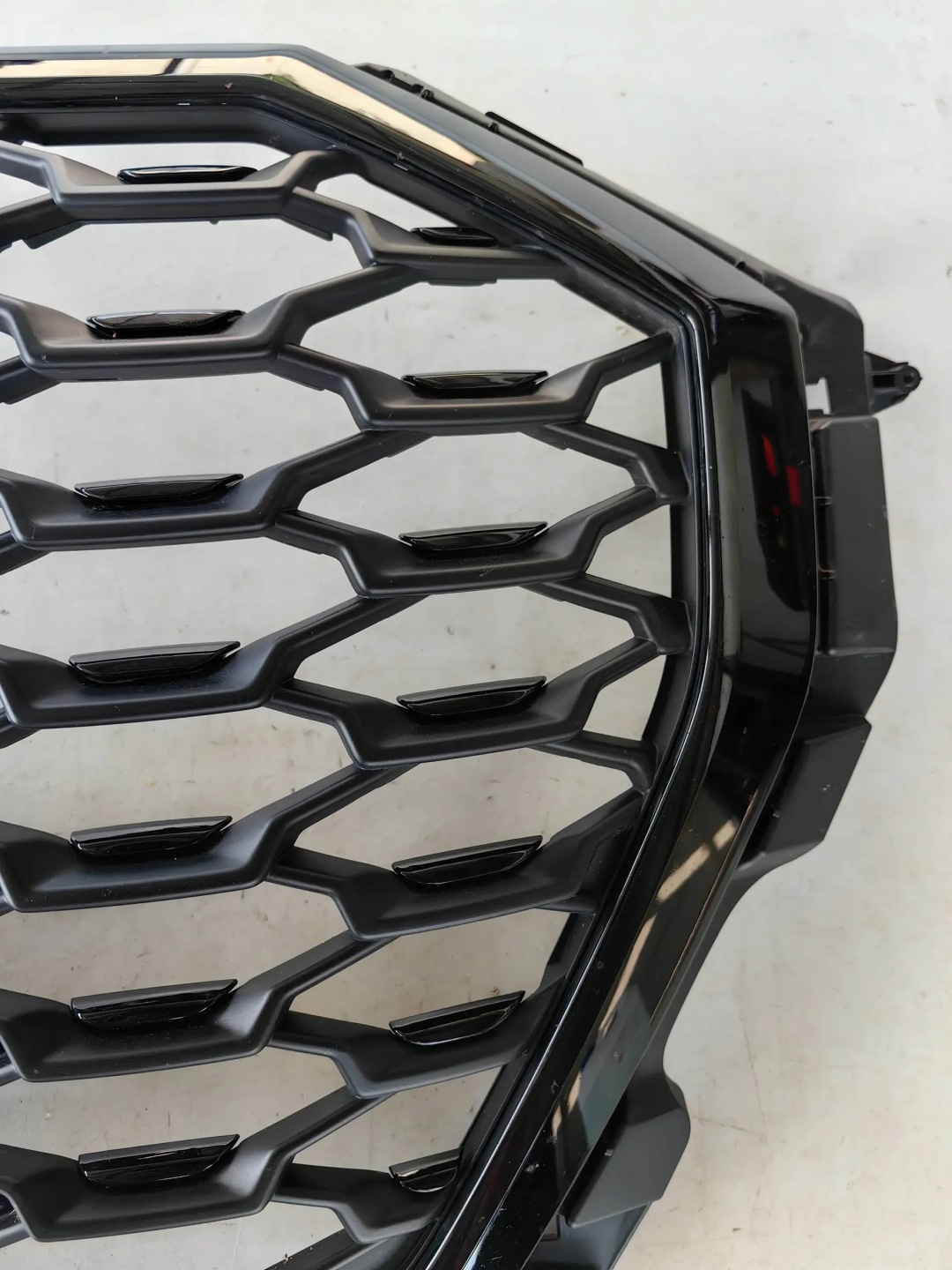 Audi Q3 Kühlergrill FRONTGRILL Kühlergitter 83F853651C - Thumbnail 8