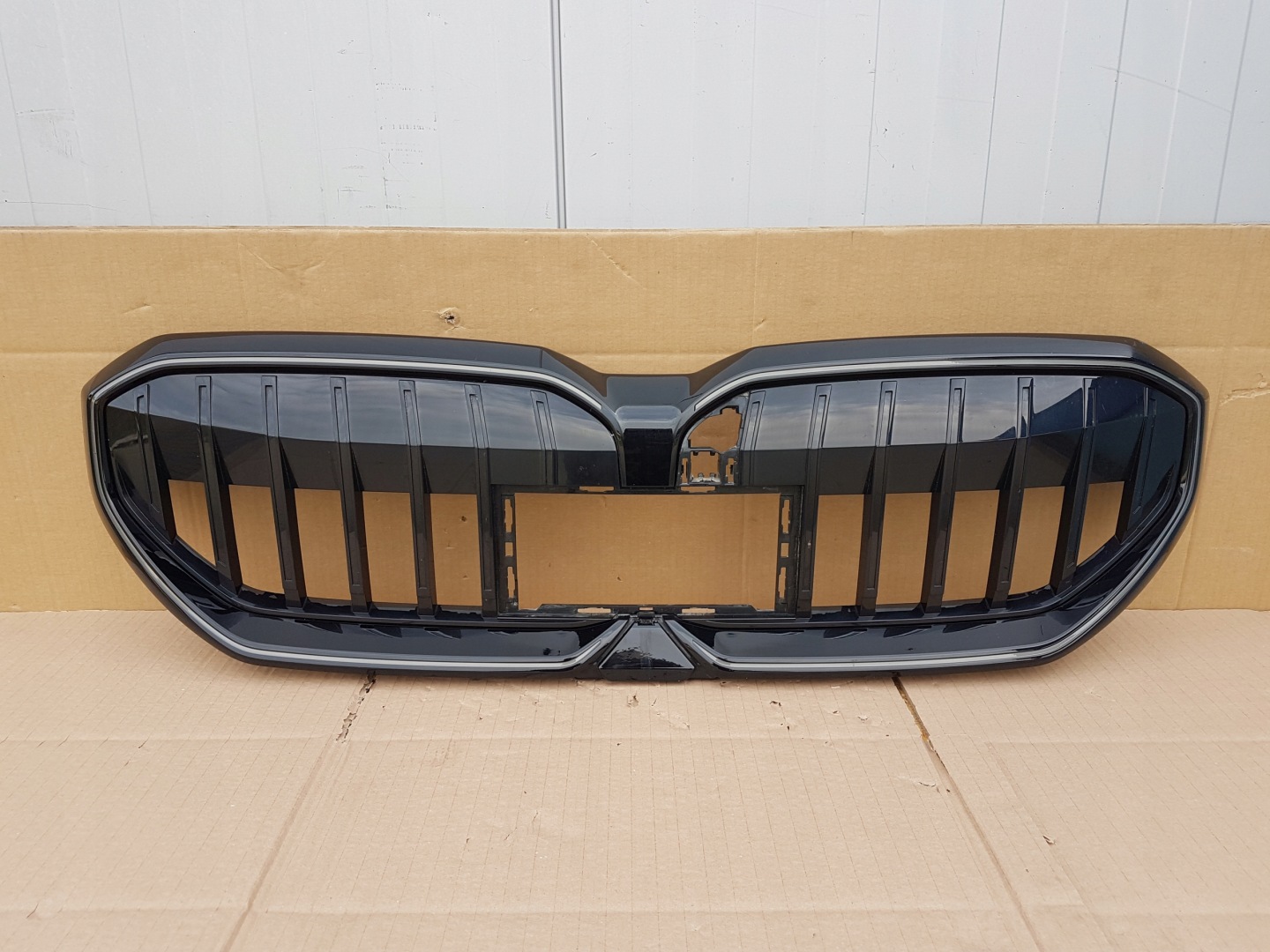 BMW i5 G61 Kühlergrill FRONTGRILL Kühlergitter - Thumbnail 1