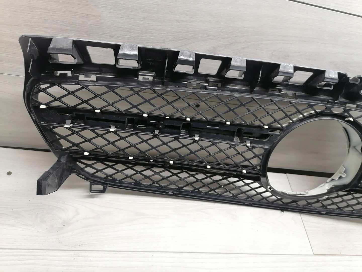 Mercedes-Benz A-Klasse W176 Kühlergrill FRONTGRILL Kühlergitter A1768880260 - Thumbnail 7
