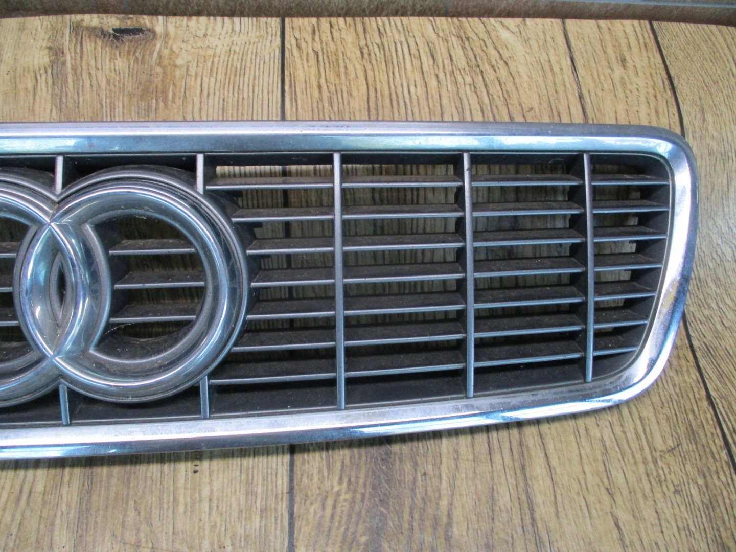 Audi A4 8D3 Kühlergrill FRONTGRILL Kühlergitter 8D3853651AA - Thumbnail 4