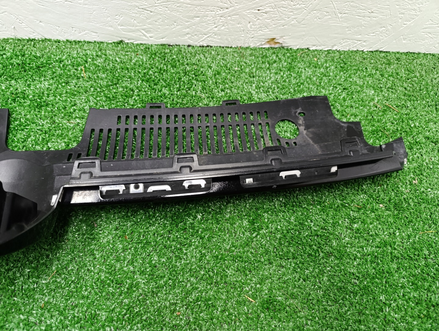 VW Golf V Kühlergrill FRONTGRILL Kühlergitter 5H0853651NK - Thumbnail 10