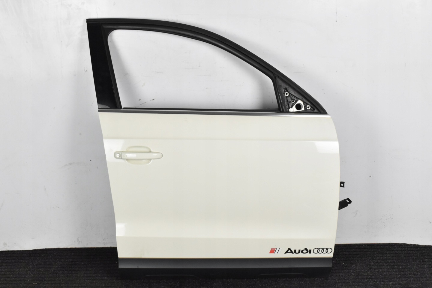 Audi Q3 Tür Vorne Rechts Door 8K0959802B Porta Porte - Thumbnail 1