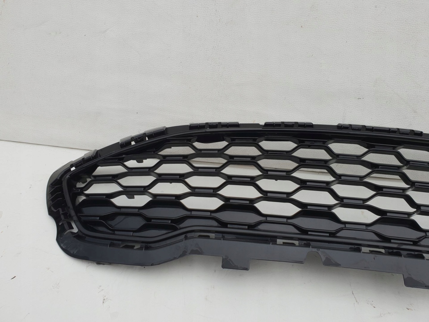 Ford Fiesta VIII Mk8 Kühlergrill FRONTGRILL Kühlergitter - Thumbnail 5