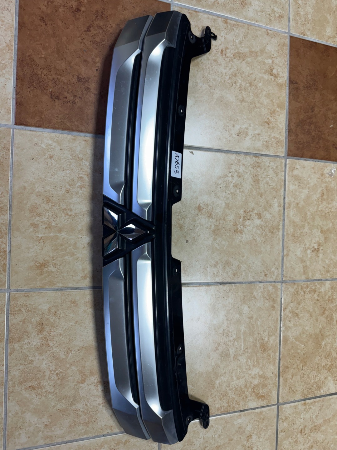 Mitsubishi Outlander CU0W Kühlergrill FRONTGRILL Kühlergitter - Thumbnail 1