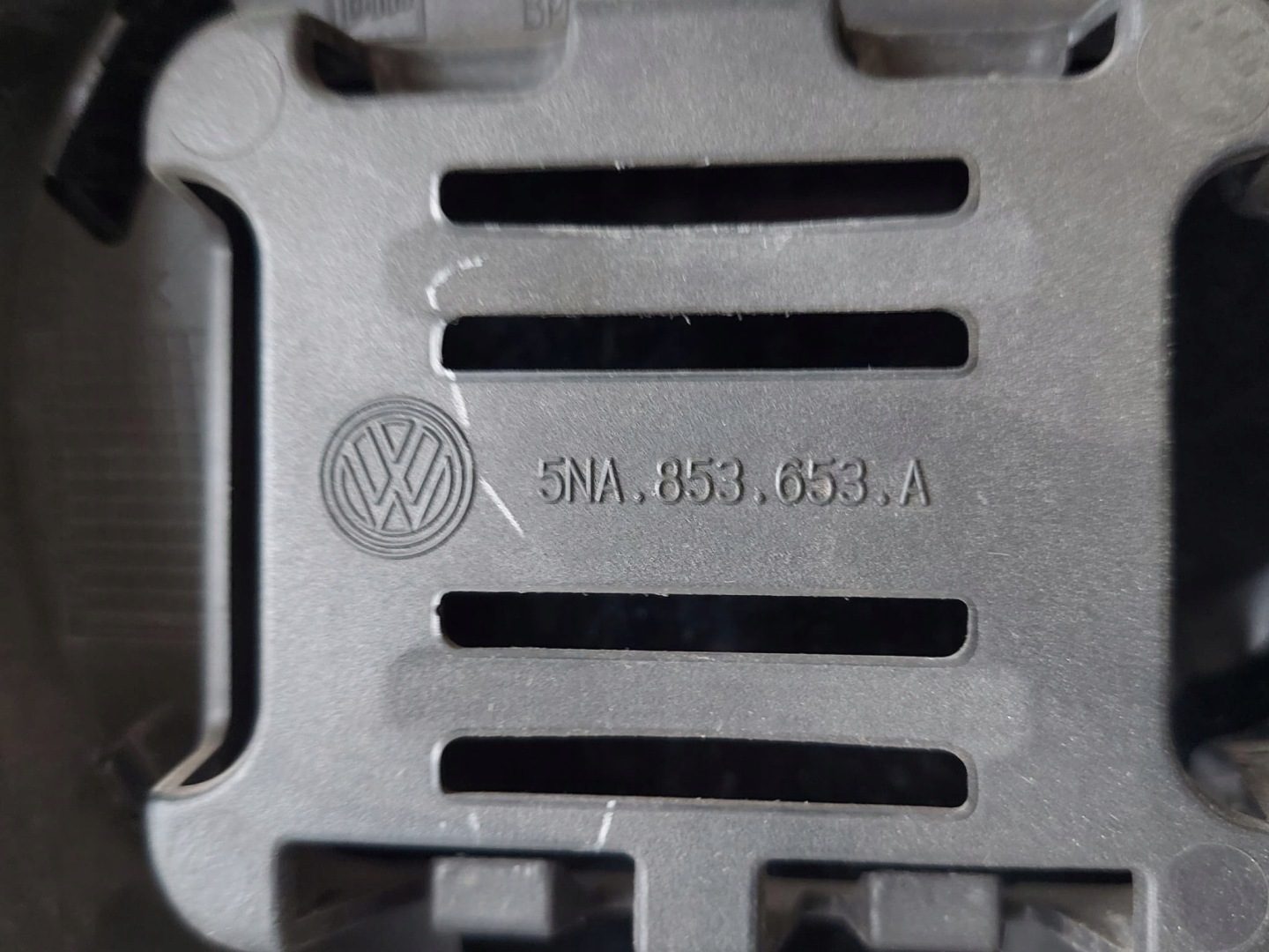 VW Tiguan Kühlergrill FRONTGRILL Kühlergitter 5NA853653A - Thumbnail 5