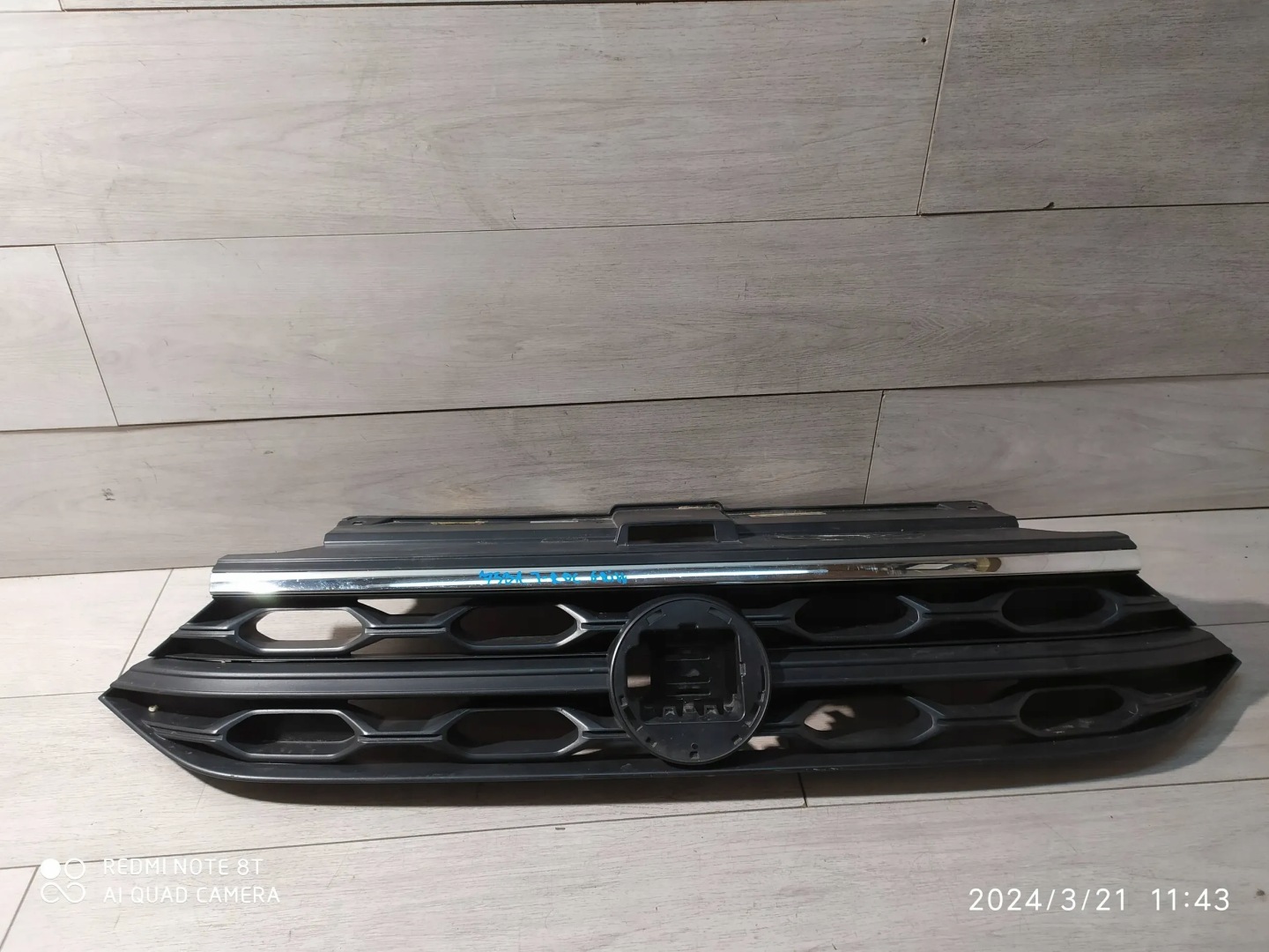 VW T-Roc A1 Kühlergrill FRONTGRILL Kühlergitter 2GA853653H - Thumbnail 1