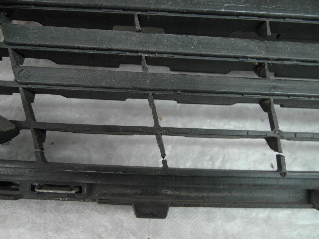 Peugeot 208 I Kühlergrill FRONTGRILL Kühlergitter 9810535677 - Thumbnail 9