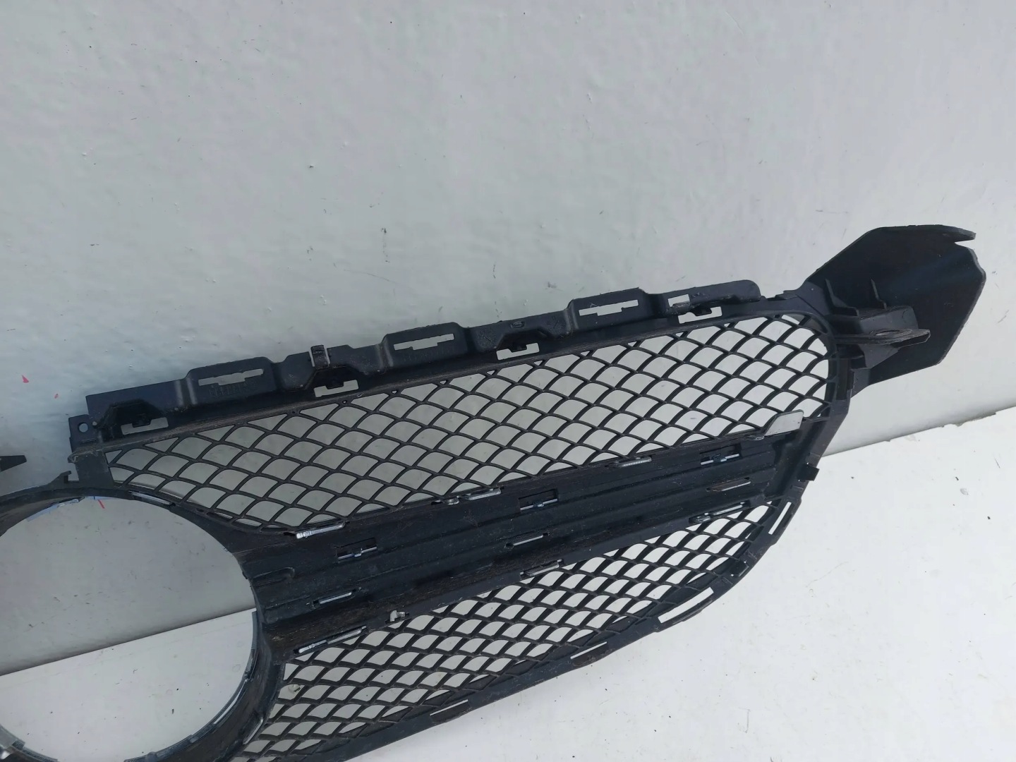 Mercedes-Benz C-Klasse W205 Kühlergrill FRONTGRILL Kühlergitter A2058880523 - Thumbnail 10