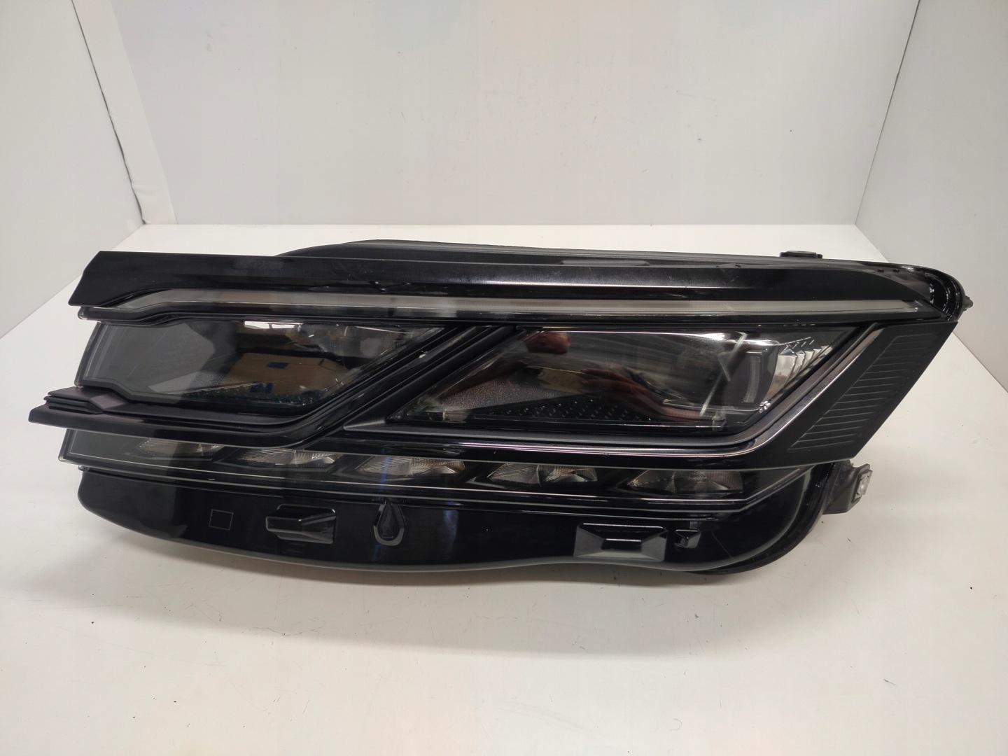Frontscheinwerfer VW Touareg I 761941081AV Matrix LED Links Headlight - Thumbnail 1