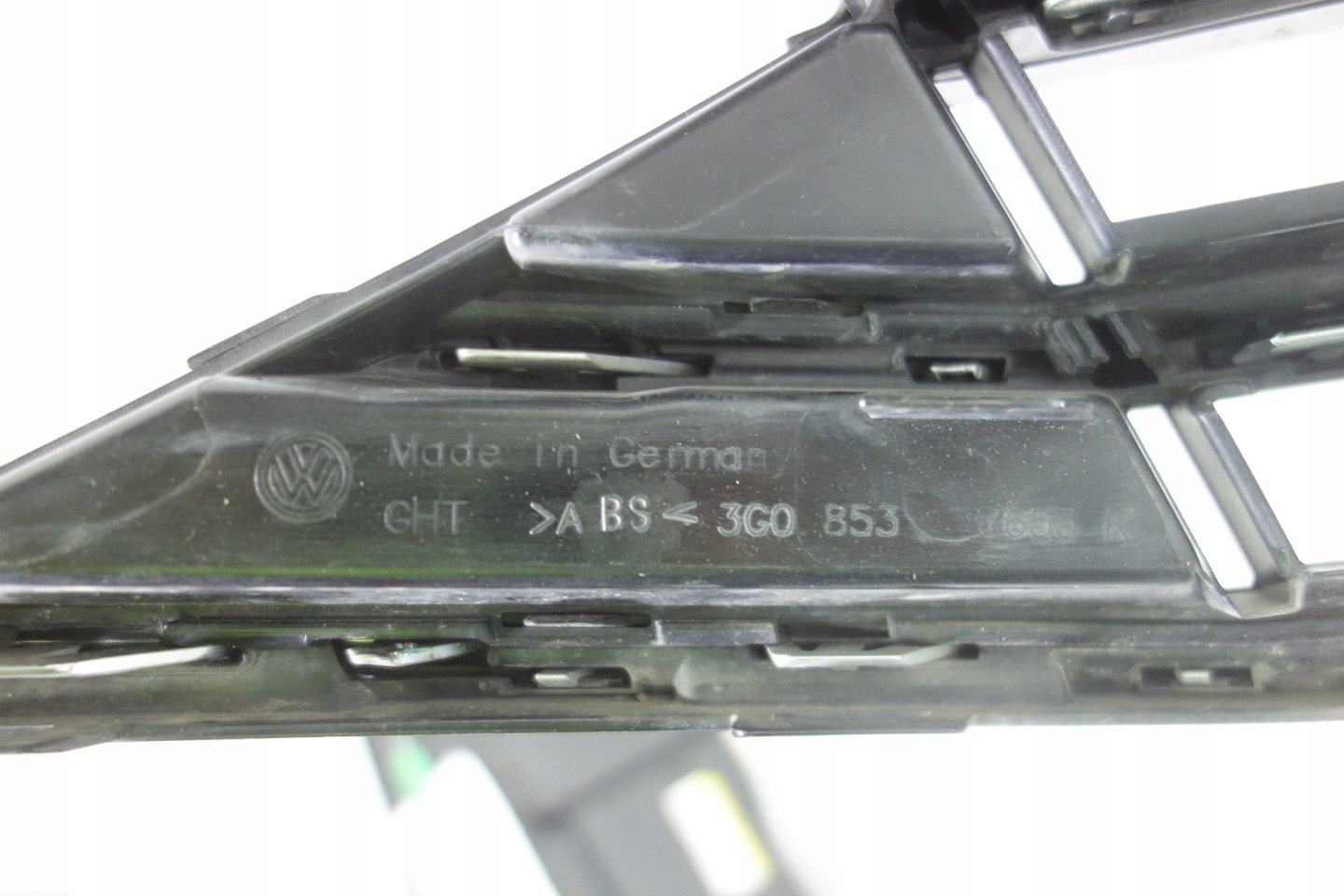 VW Passat B8 Kühlergrill FRONTGRILL Kühlergitter 3G0853653KV - Thumbnail 7