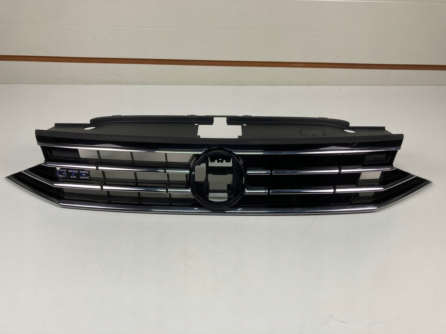 VW Passat B8 Kühlergrill FRONTGRILL Kühlergitter 3G0853479D - Thumbnail 1