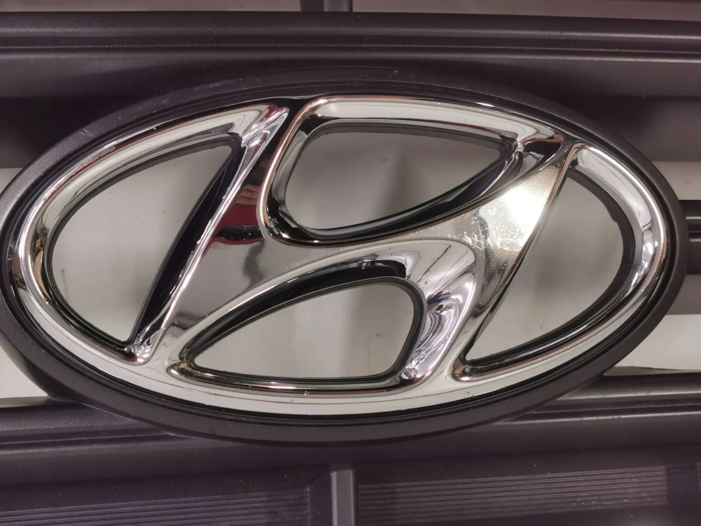 Hyundai H-1 Kühlergrill FRONTGRILL Kühlergitter 865614H700 - Thumbnail 10
