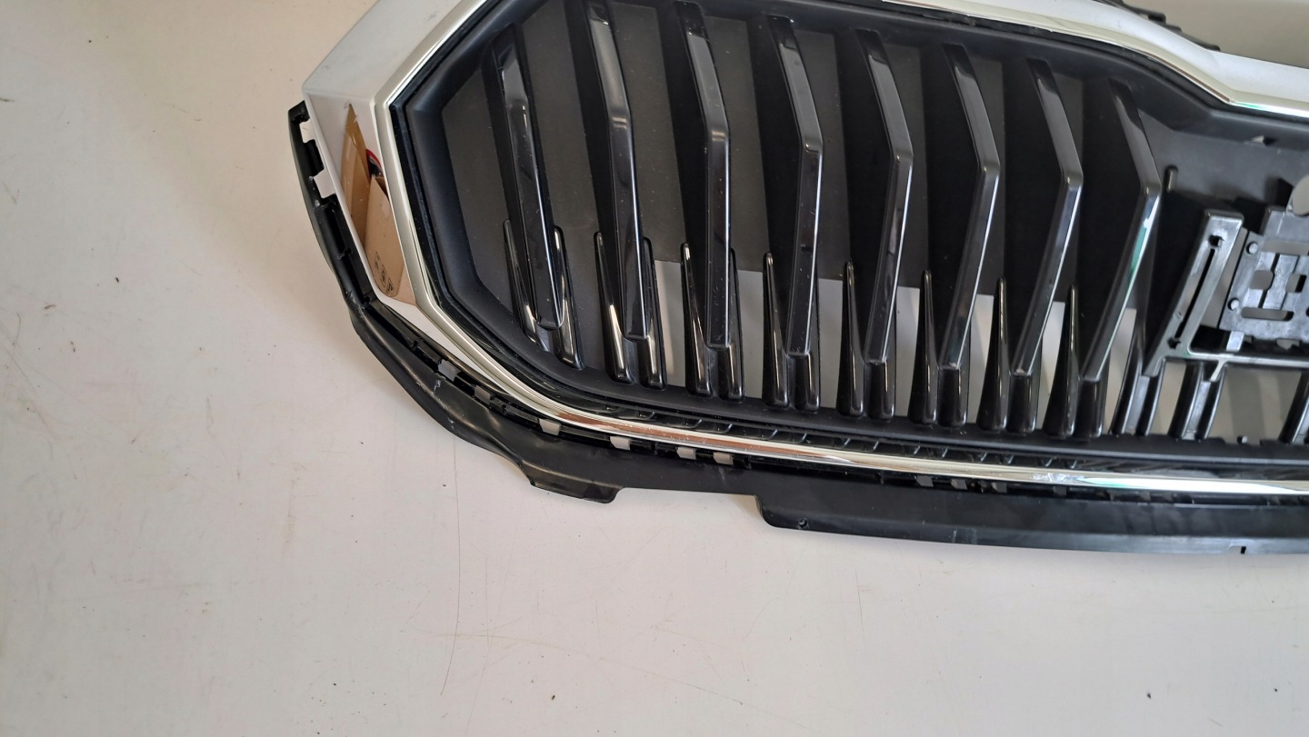 Skoda Fabia 6Y Kühlergrill FRONTGRILL Kühlergitter 6VA853653 - Thumbnail 7