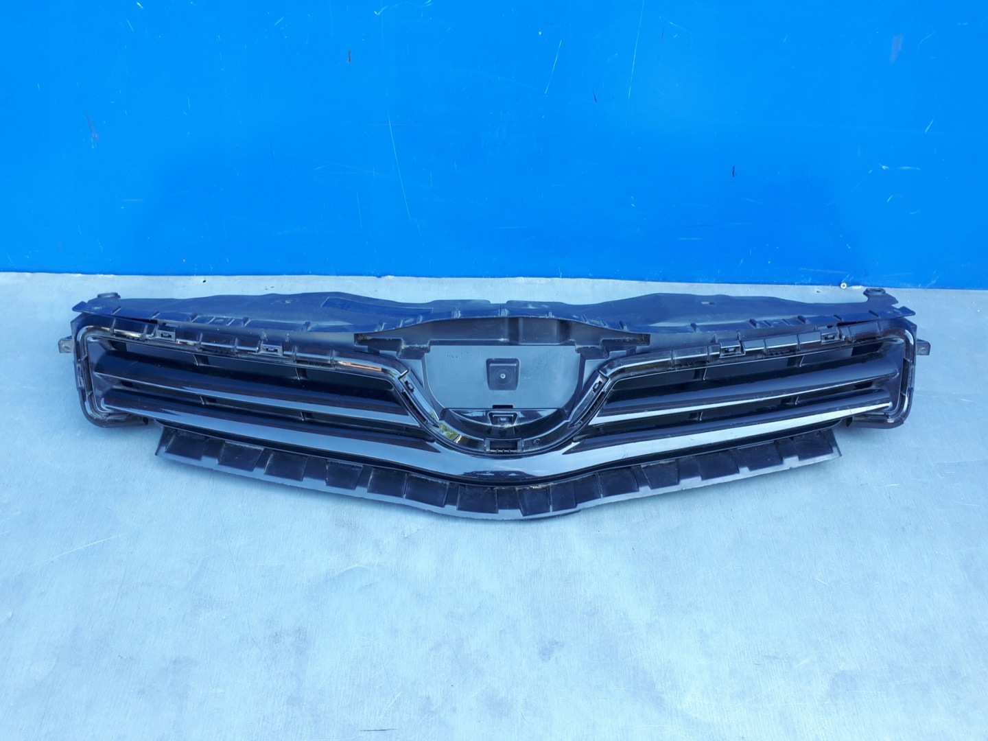 Toyota Auris E150 Kühlergrill FRONTGRILL Kühlergitter 5310002360 - Thumbnail 1