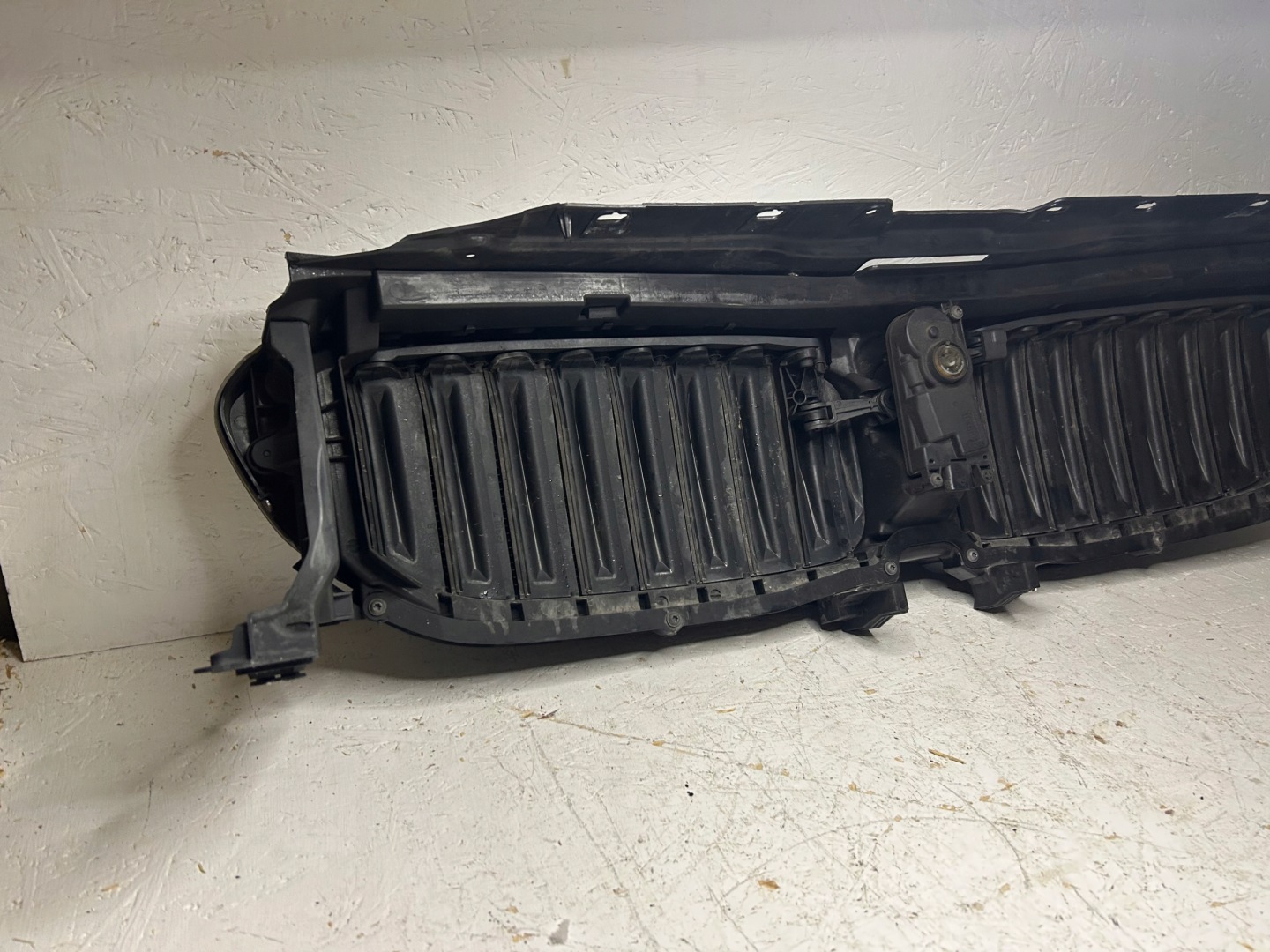 BMW 5 G31 Kühlergrill FRONTGRILL Kühlergitter - Thumbnail 6