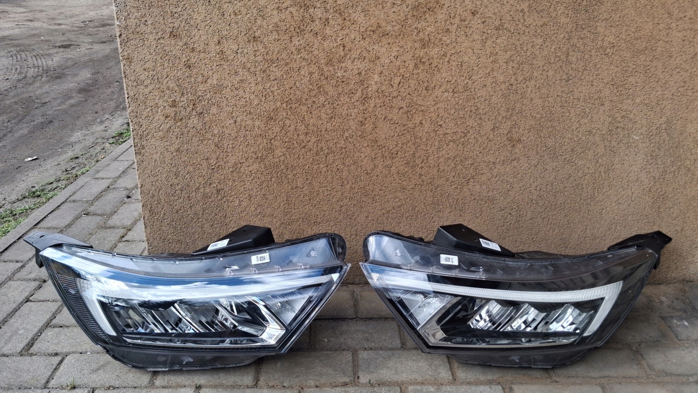 Frontscheinwerfer Hyundai i20 PB LED Links Scheinwerfer Headlight - Thumbnail 1