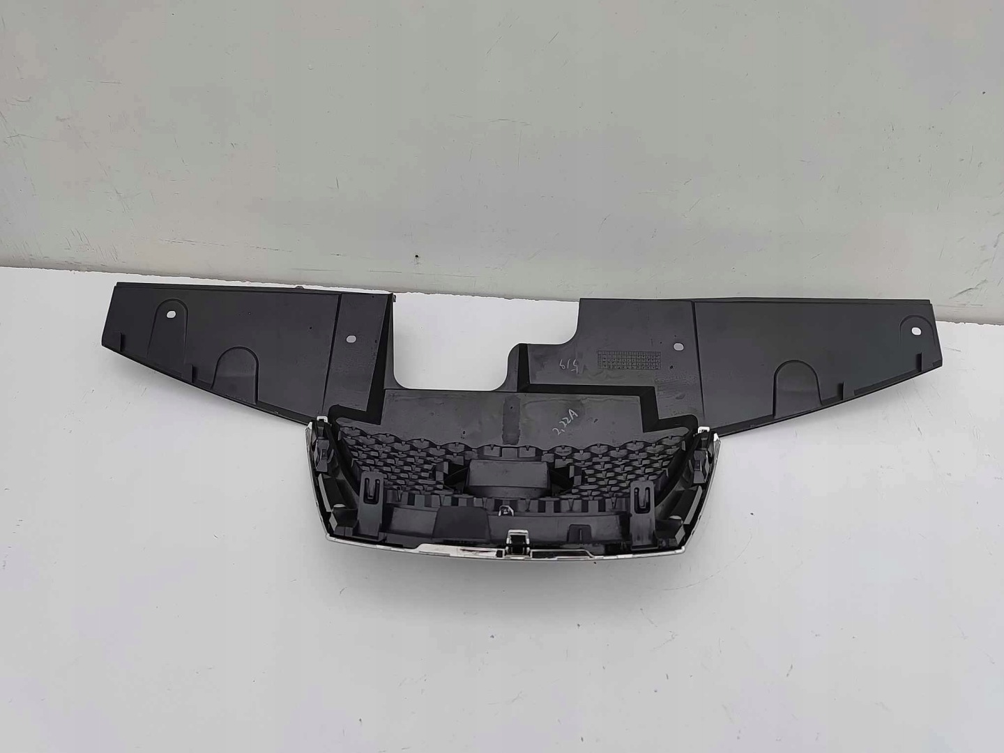 Nissan Juke F15 Kühlergrill FRONTGRILL Kühlergitter 620703YW0A - Thumbnail 6